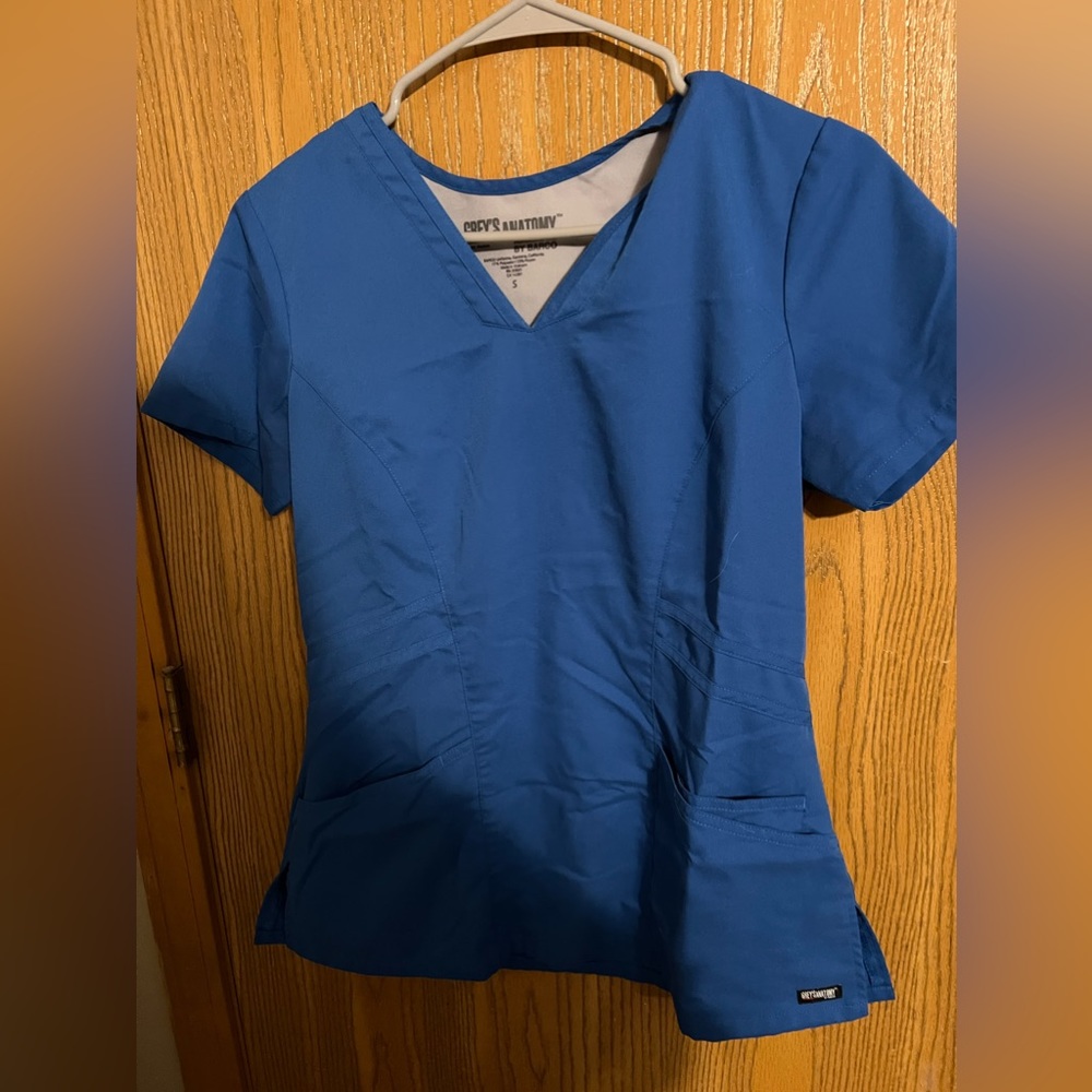 Greys anatomy scrub top
